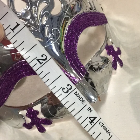 Silver with purple glitter face mask opera? Mardi-Gras? - Picture 4 of 4
